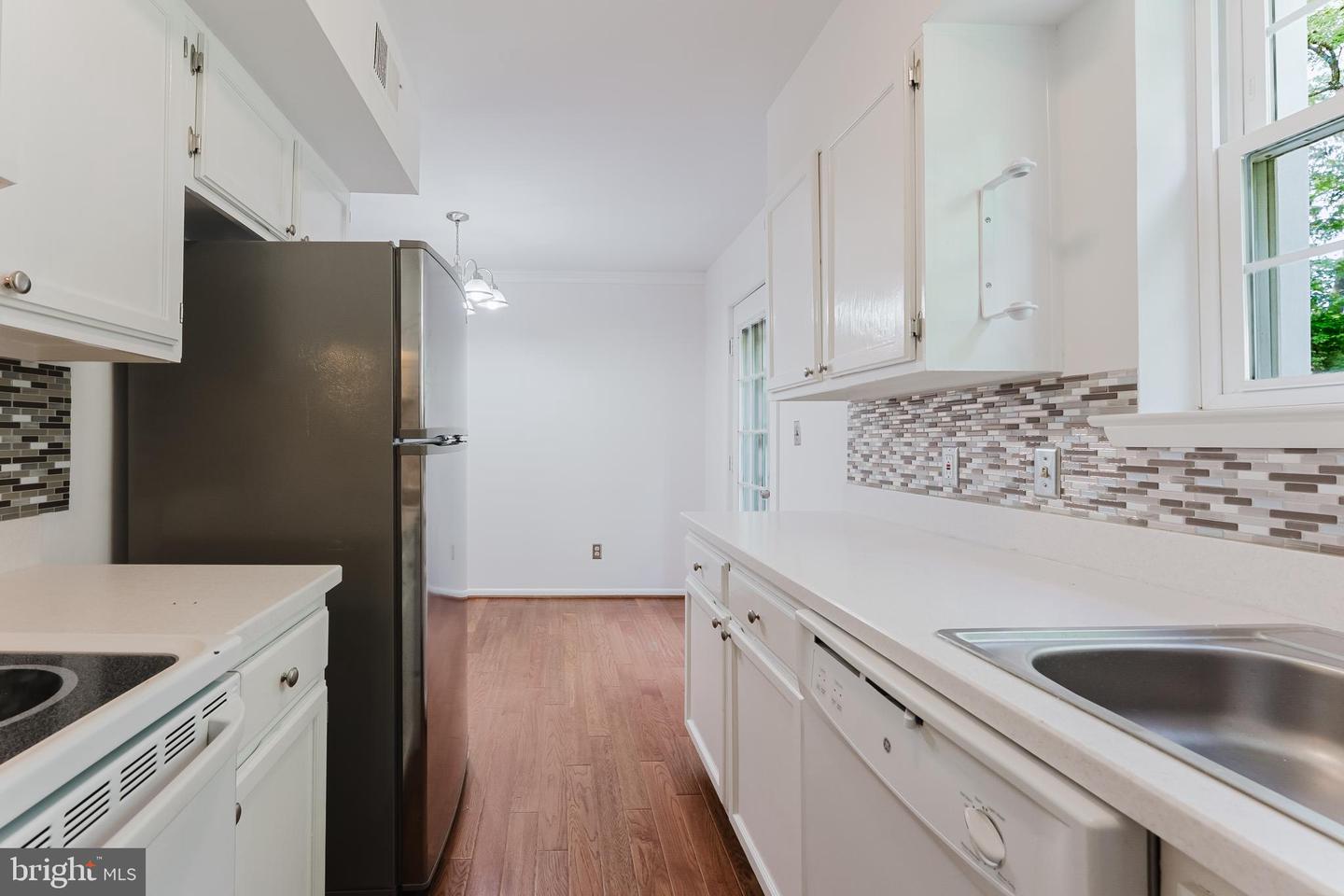 2725 S Walter Reed Dr #b Property Photo 12