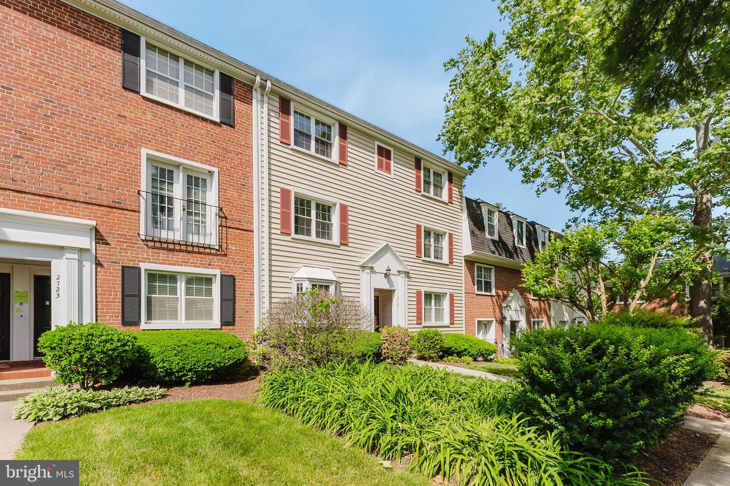 2725 S Walter Reed Dr #b Property Photo 23