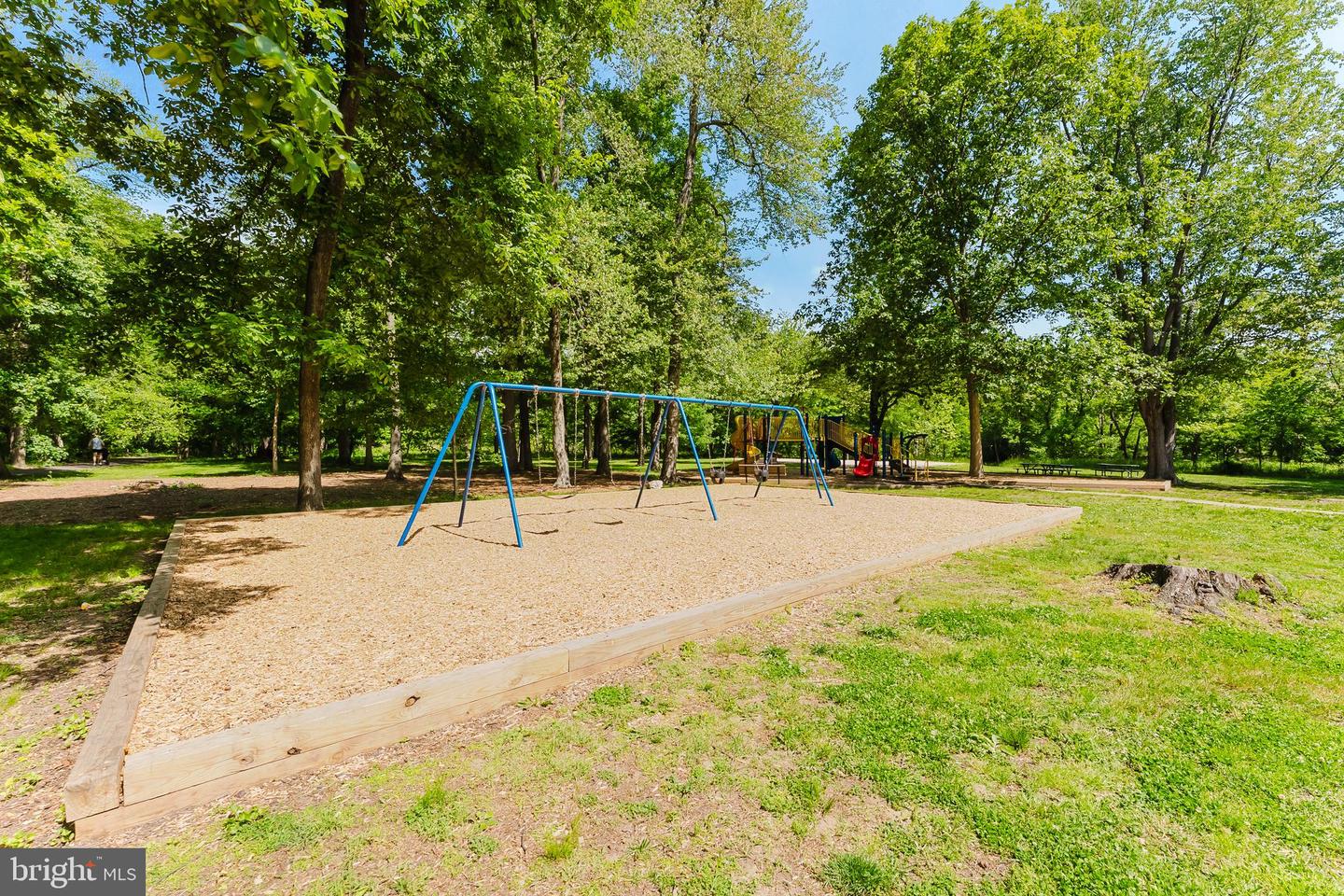2725 S Walter Reed Dr #b Property Photo 26