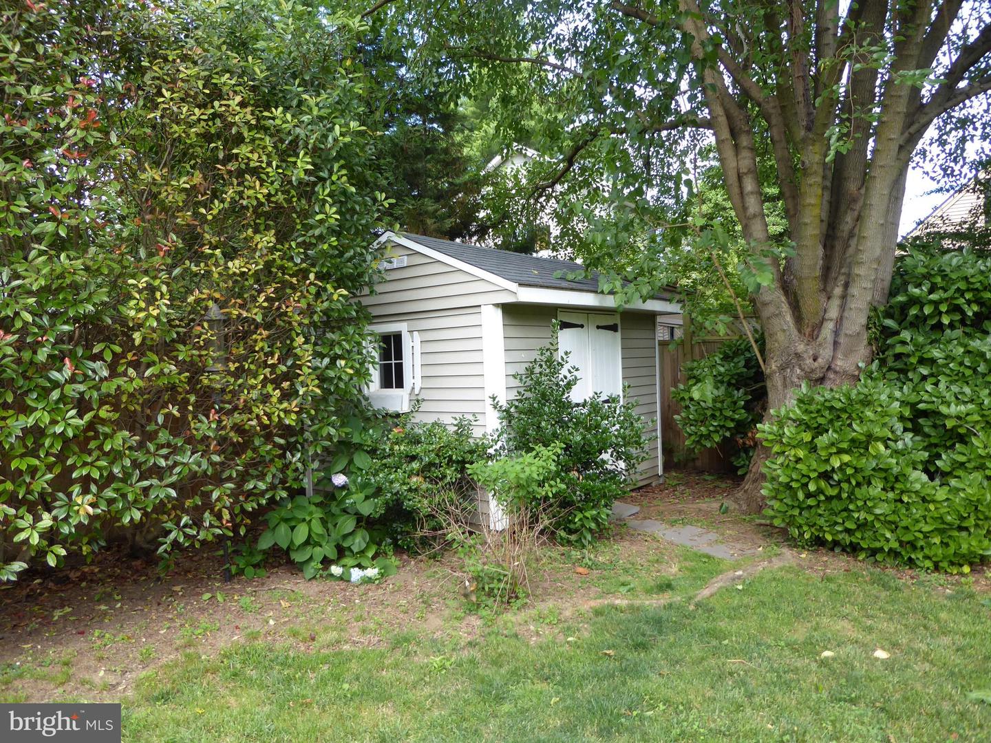 323 S Adams St Property Photo 39