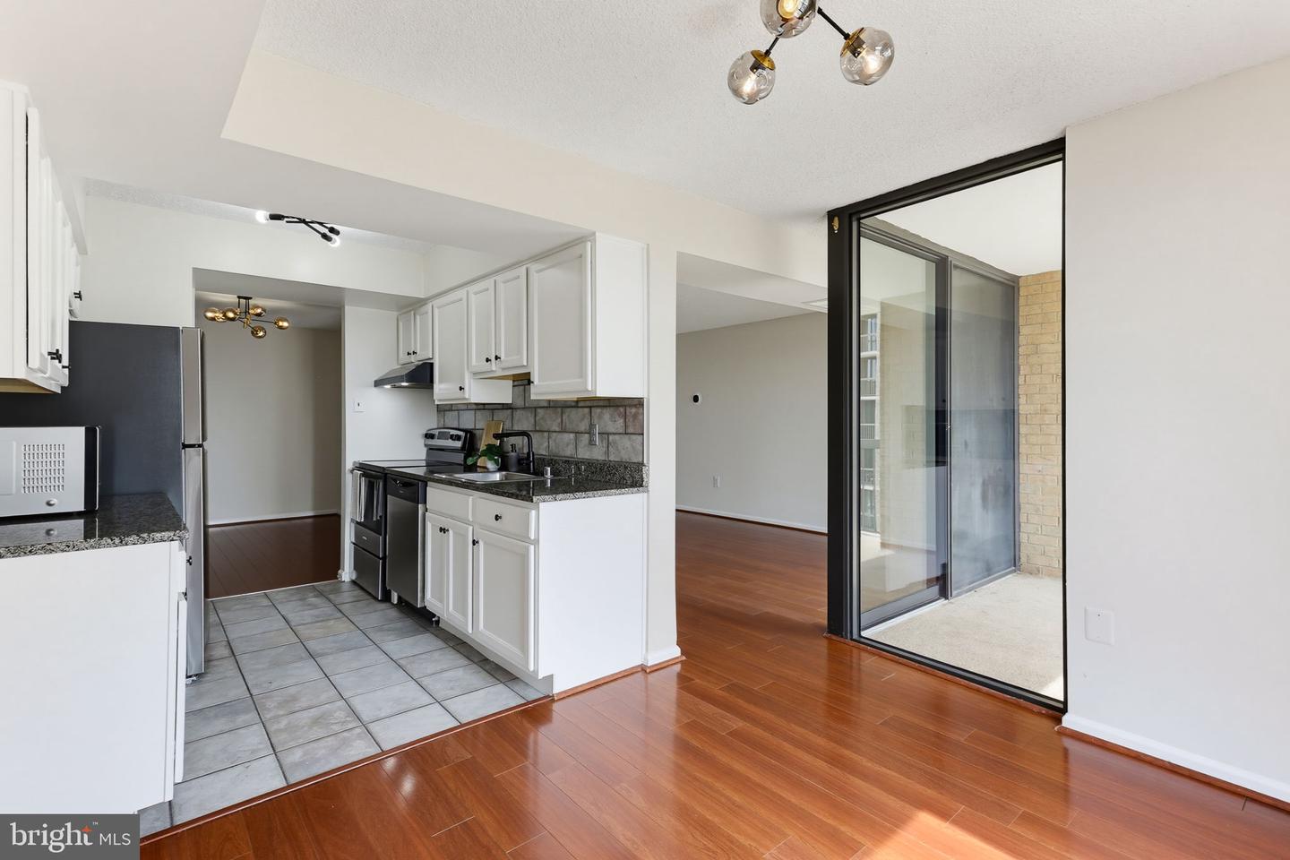 4500 S Four Mile Run Dr #314 Property Photo 13