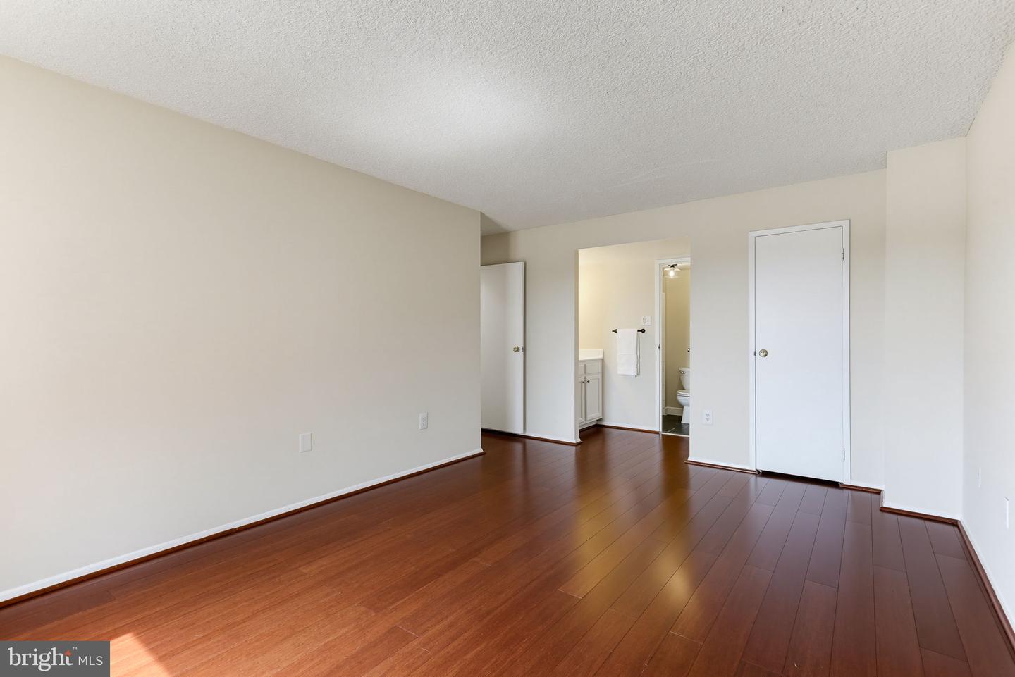4500 S Four Mile Run Dr #314 Property Photo 15