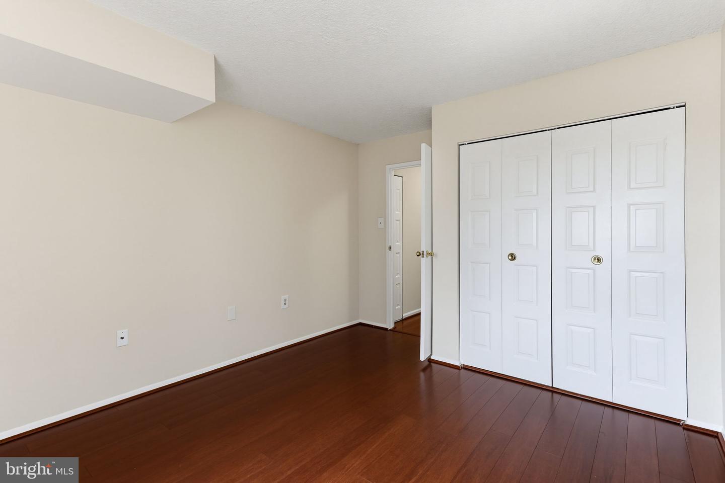 4500 S Four Mile Run Dr #314 Property Photo 21