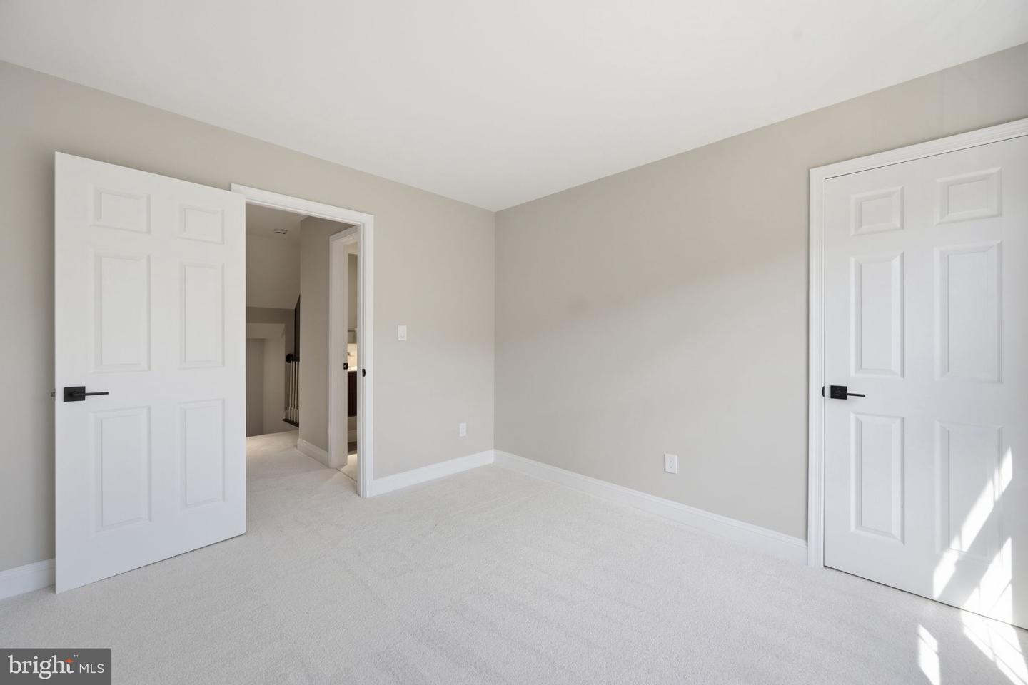 1719 22nd Ct N Property Photo 28