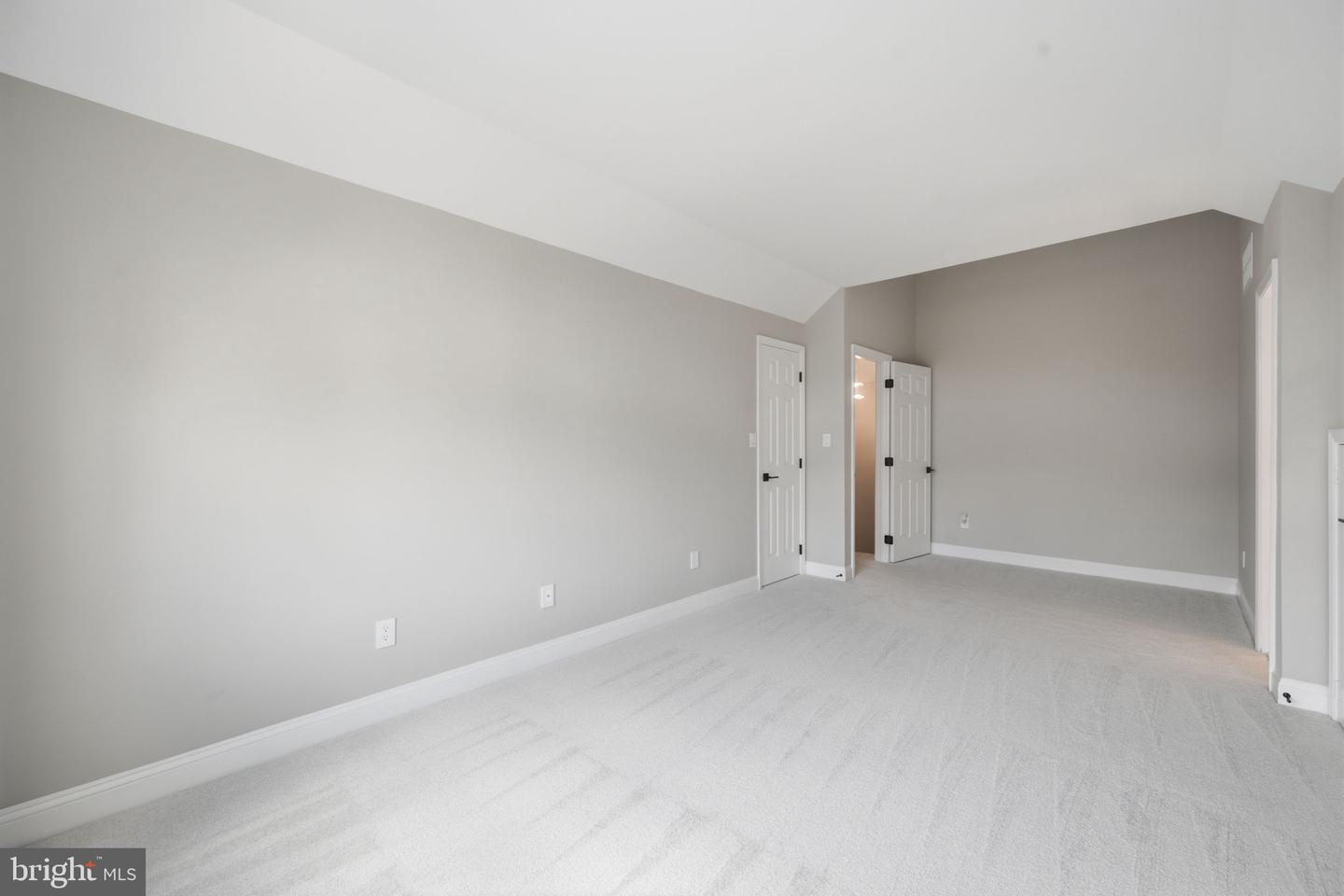 1719 22nd Ct N Property Photo 31