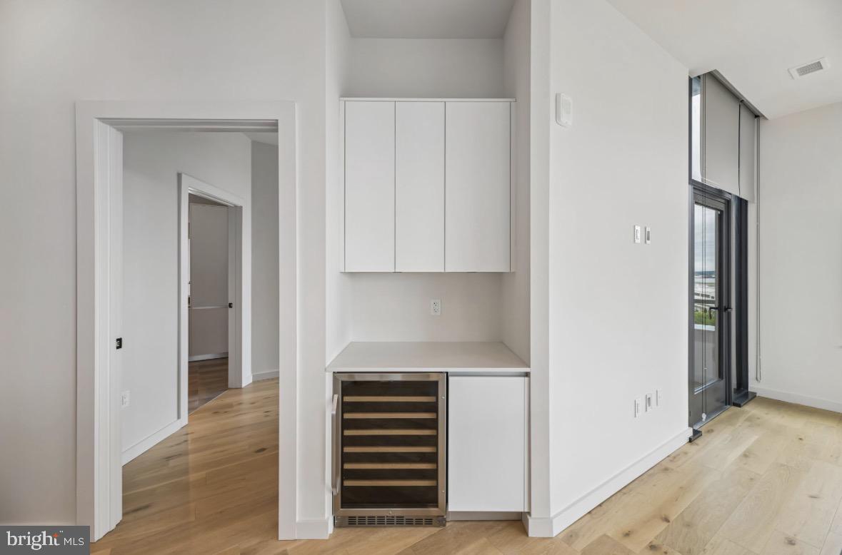 3130 Potomac Ave #ph1 Property Photo 5