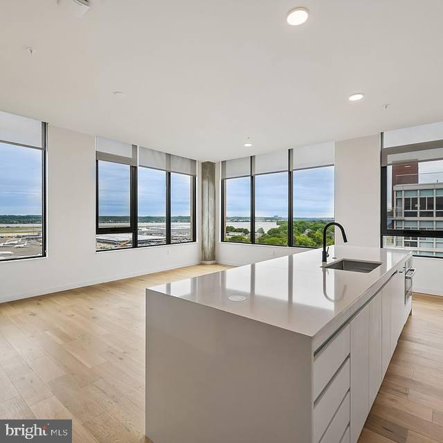 3130 Potomac Ave #ph1 Property Photo 6