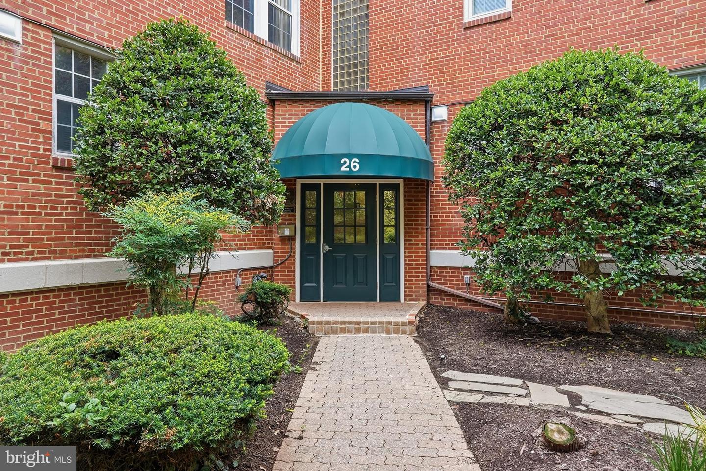 26 S OLD GLEBE RD #203-B Property Photo 1