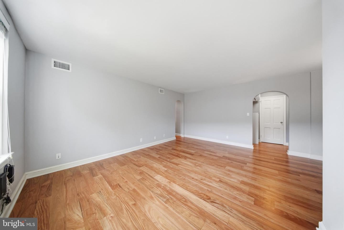 26 S Old Glebe Rd #203-b Property Photo 8