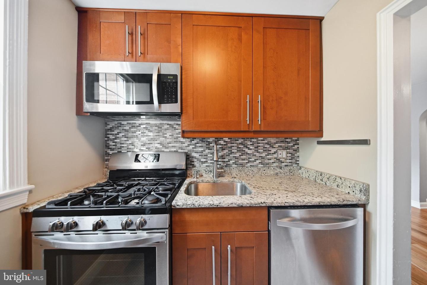 26 S Old Glebe Rd #203-b Property Photo 16