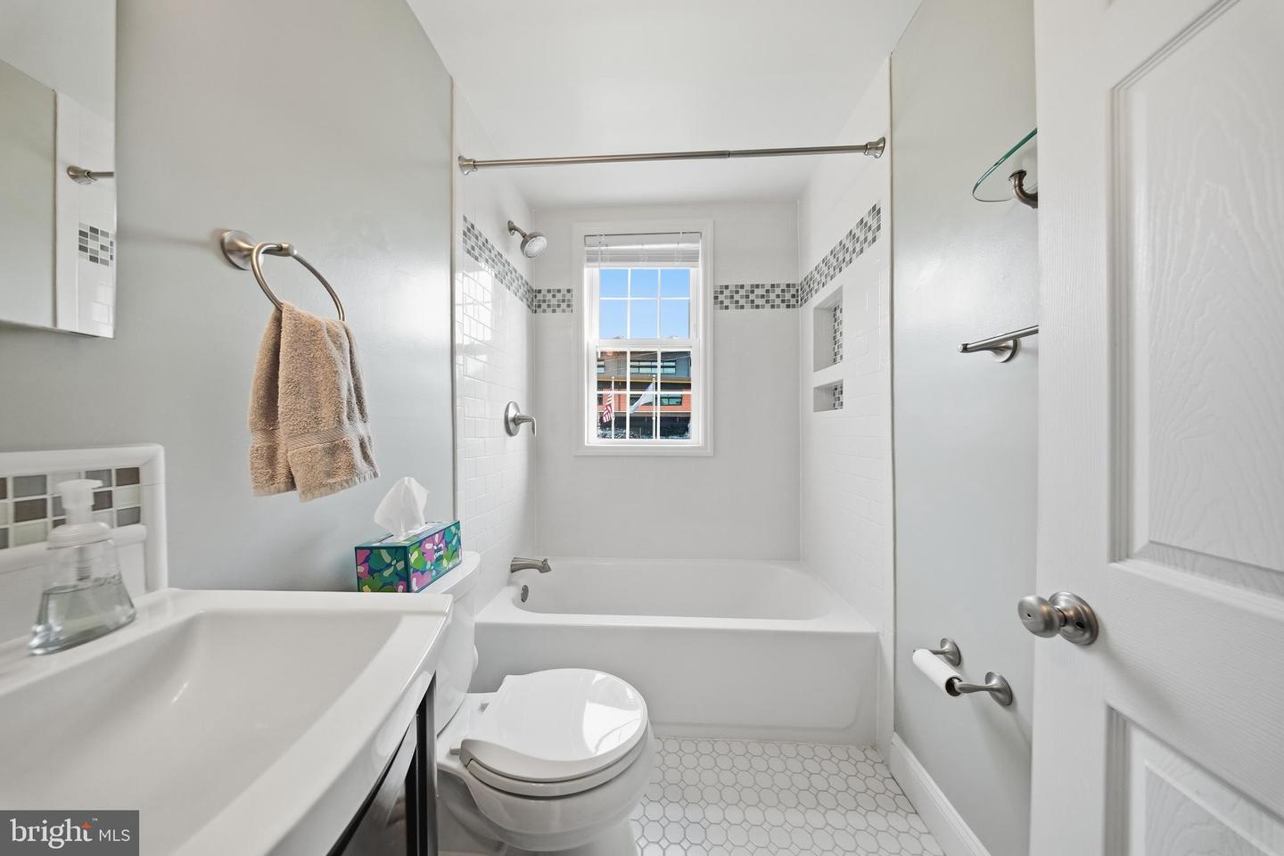 26 S Old Glebe Rd #203-b Property Photo 23