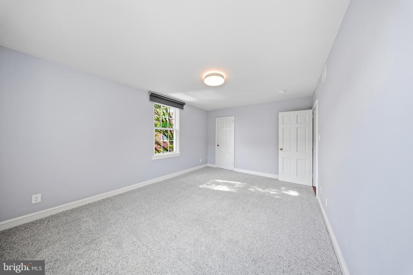26 S Old Glebe Rd #203-b Property Photo 27