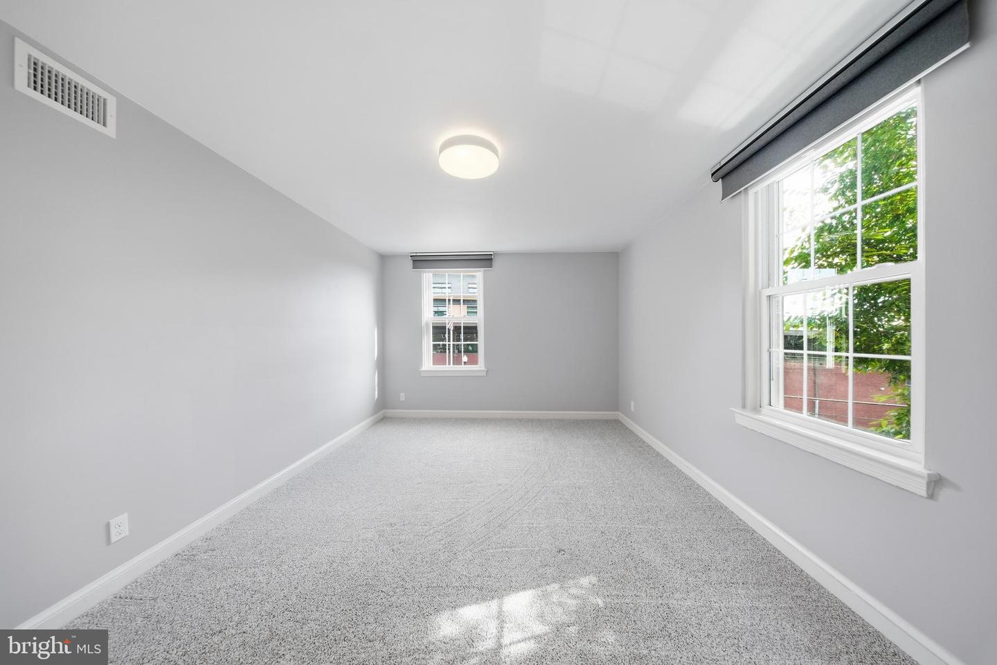 26 S Old Glebe Rd #203-b Property Photo 28