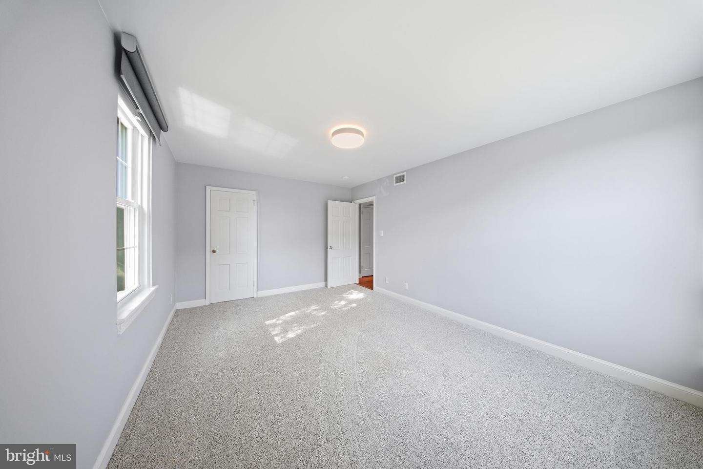 26 S Old Glebe Rd #203-b Property Photo 29