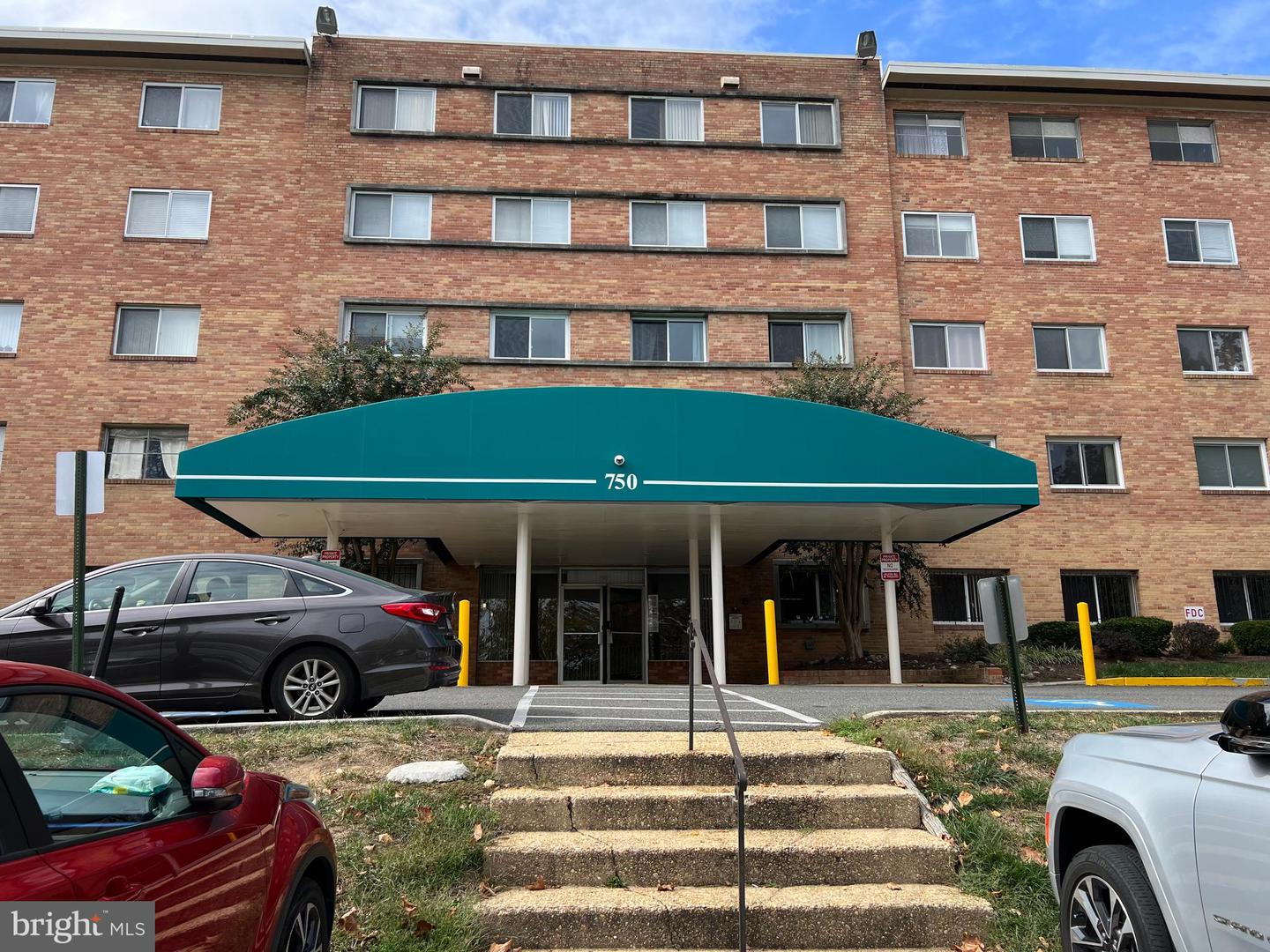 750 S Dickerson St #414 Property Photo 1