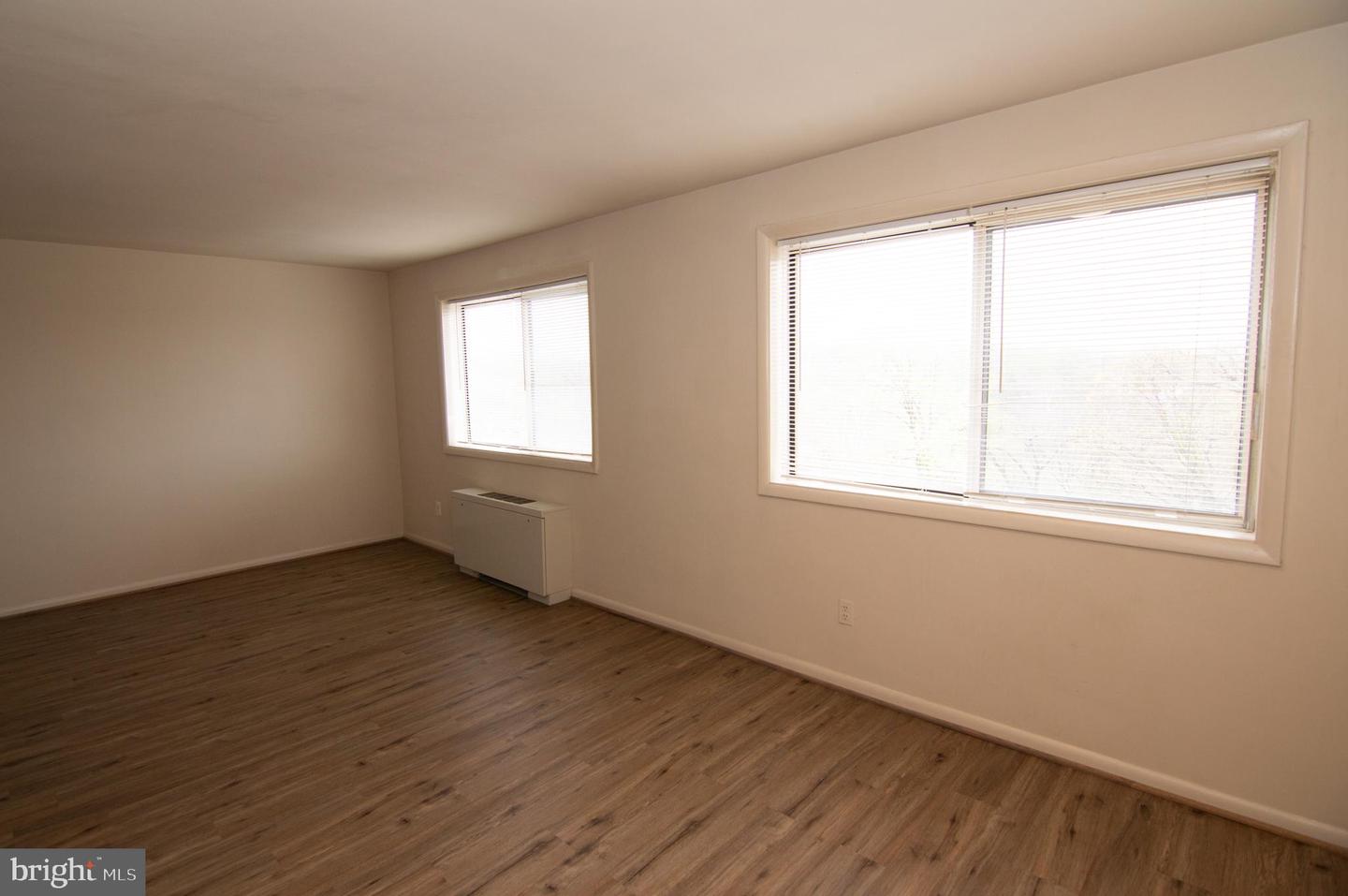750 S Dickerson St #414 Property Photo 7