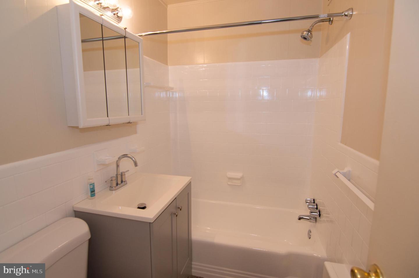 750 S Dickerson St #414 Property Photo 18