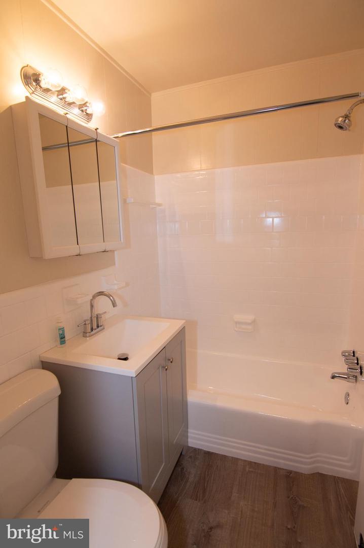 750 S Dickerson St #414 Property Photo 19