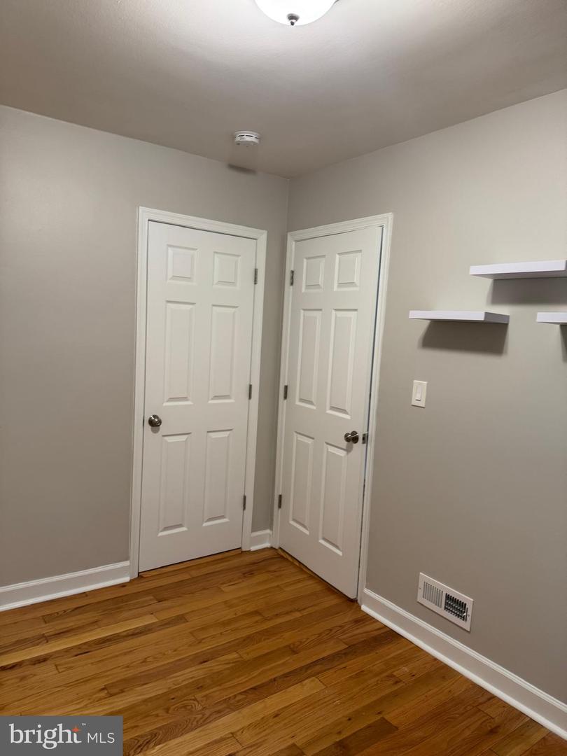 3064 S Buchanan St Property Photo 25