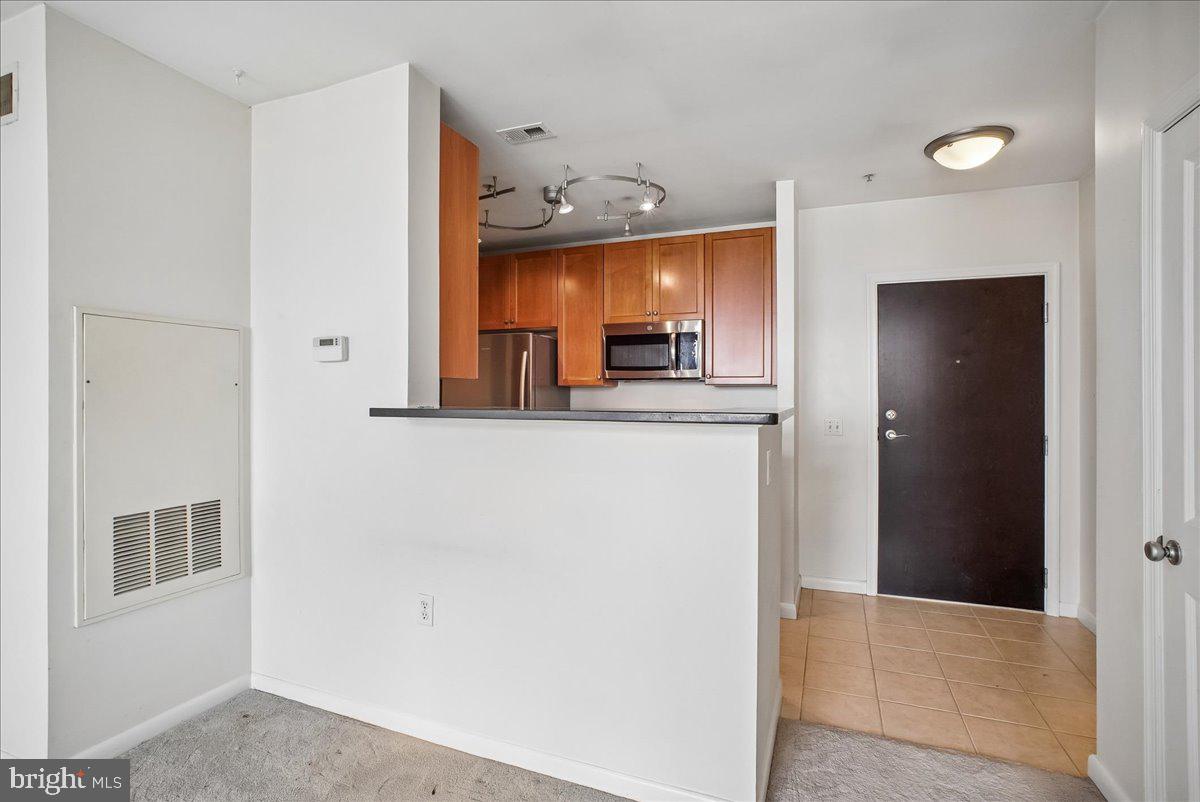851 Glebe N #2015 Property Photo 6