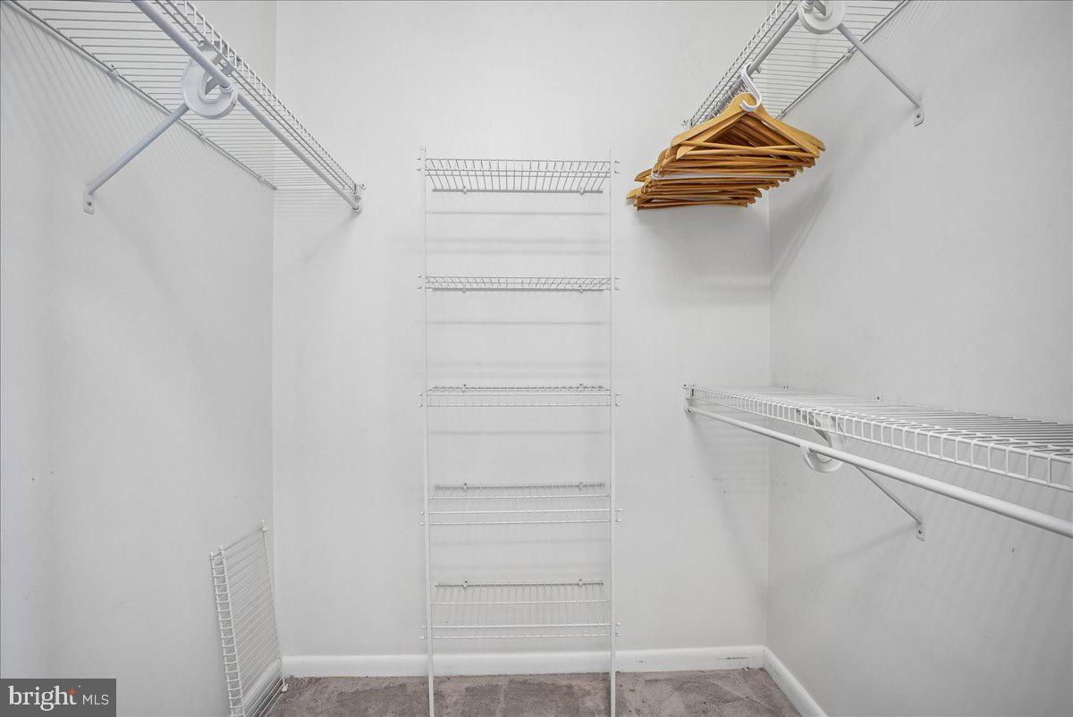 851 Glebe N #2015 Property Photo 25