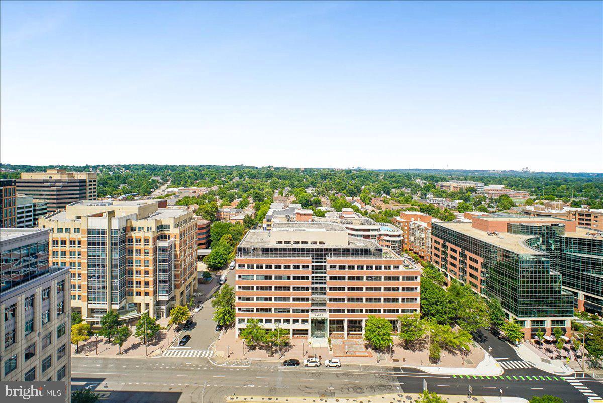 851 Glebe N #2015 Property Photo 30