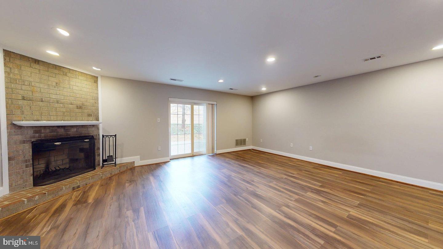 951 S Rolfe St #1 Property Photo 3