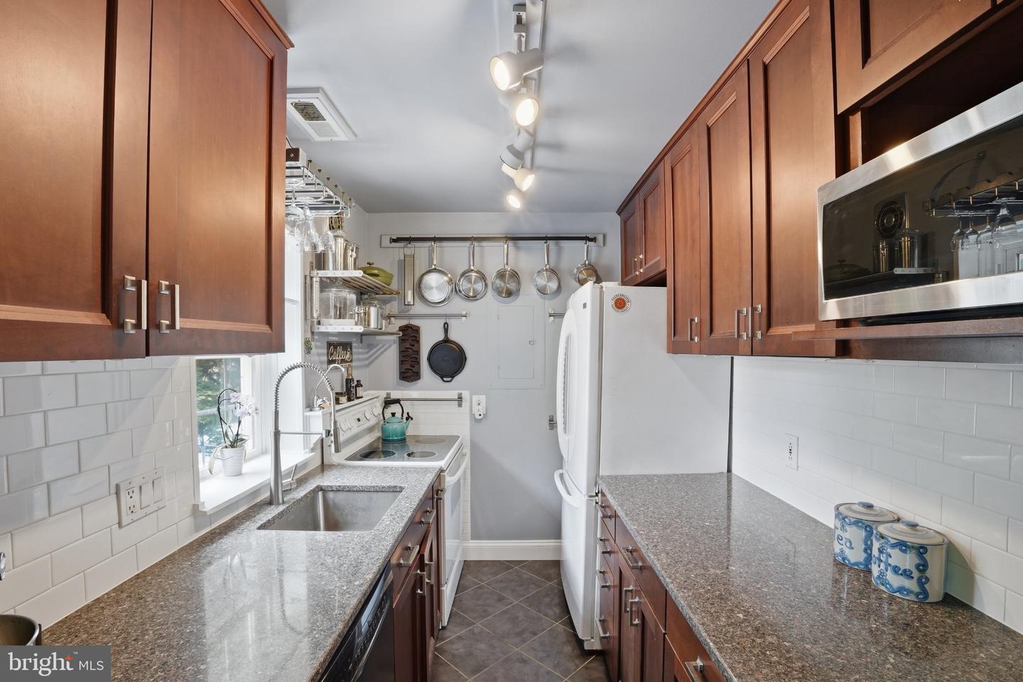 3479 S Stafford St #b1 Property Photo 10