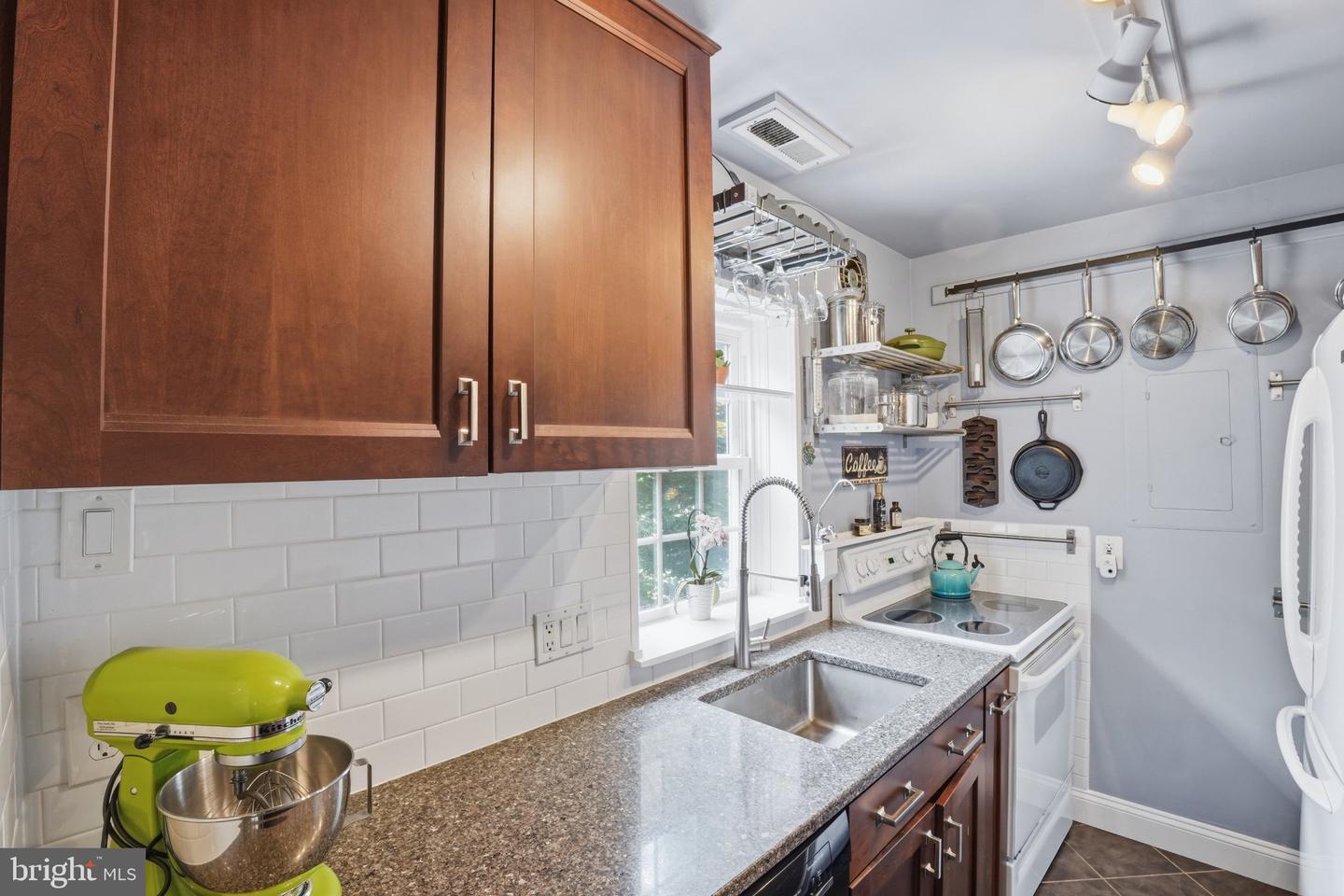 3479 S Stafford St #b1 Property Photo 11