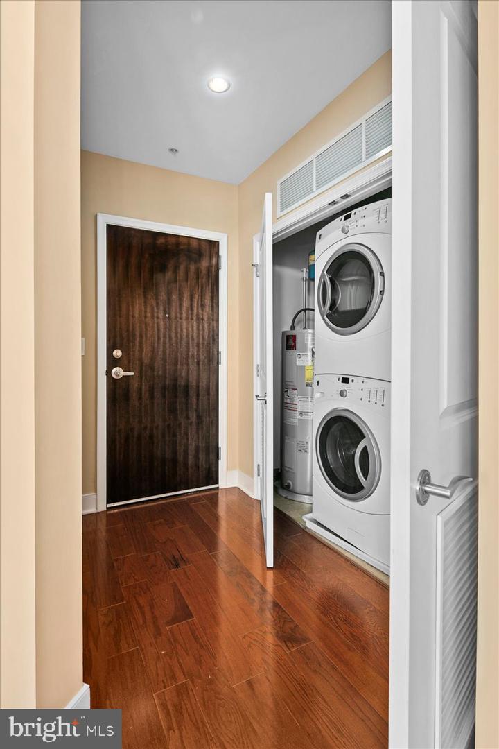 1511 Rolfe St N #a404 Property Photo 25