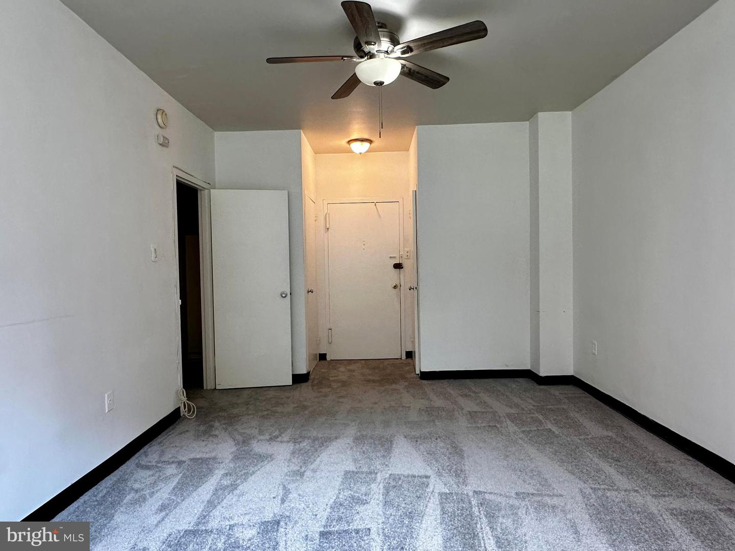 1121 Arlington Blvd #139 Property Photo 7