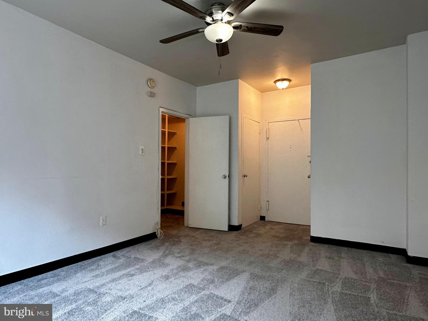 1121 Arlington Blvd #139 Property Photo 8