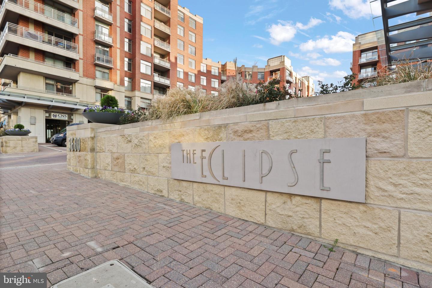 3600 S Glebe Rd #628w Property Photo 2