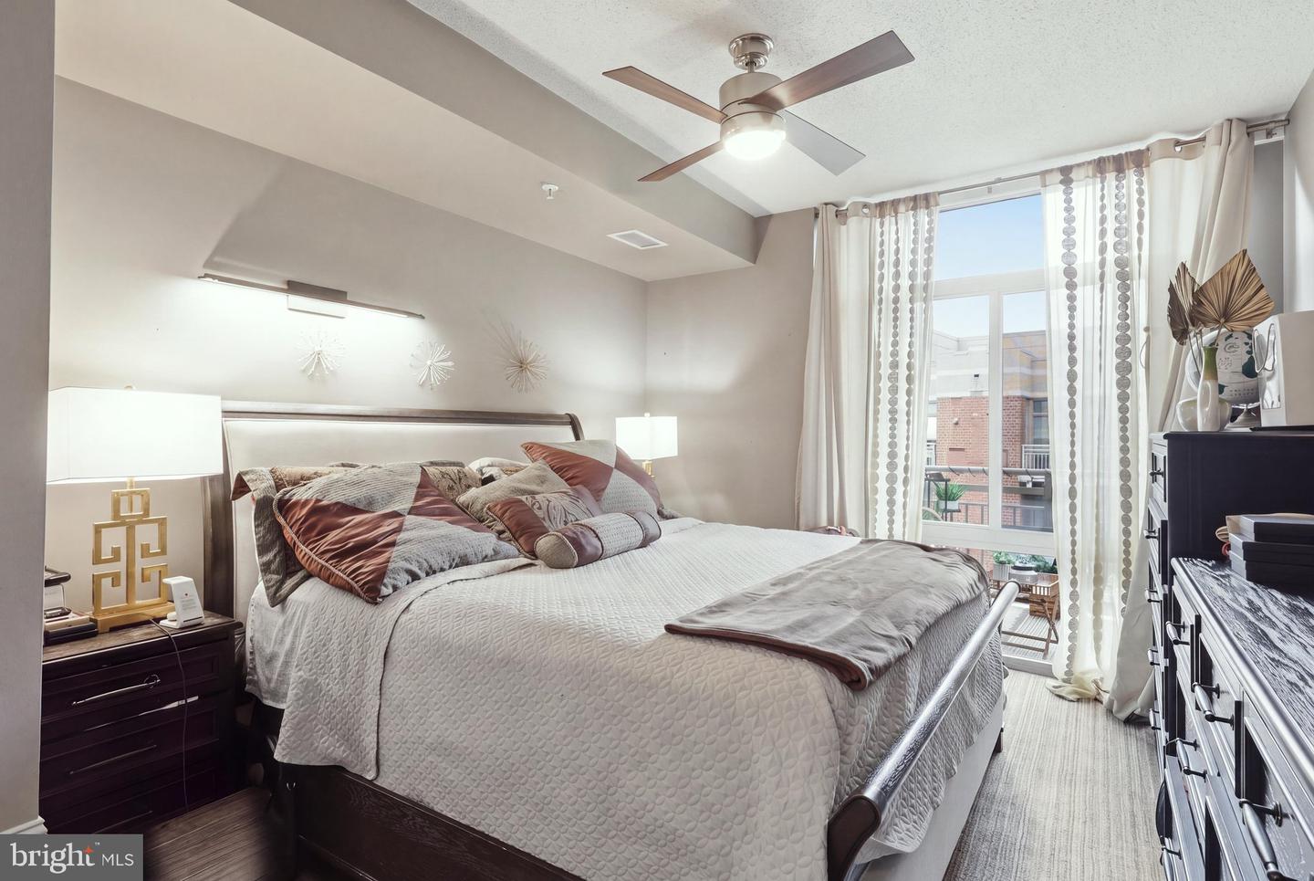 3600 S Glebe Rd #628w Property Photo 17