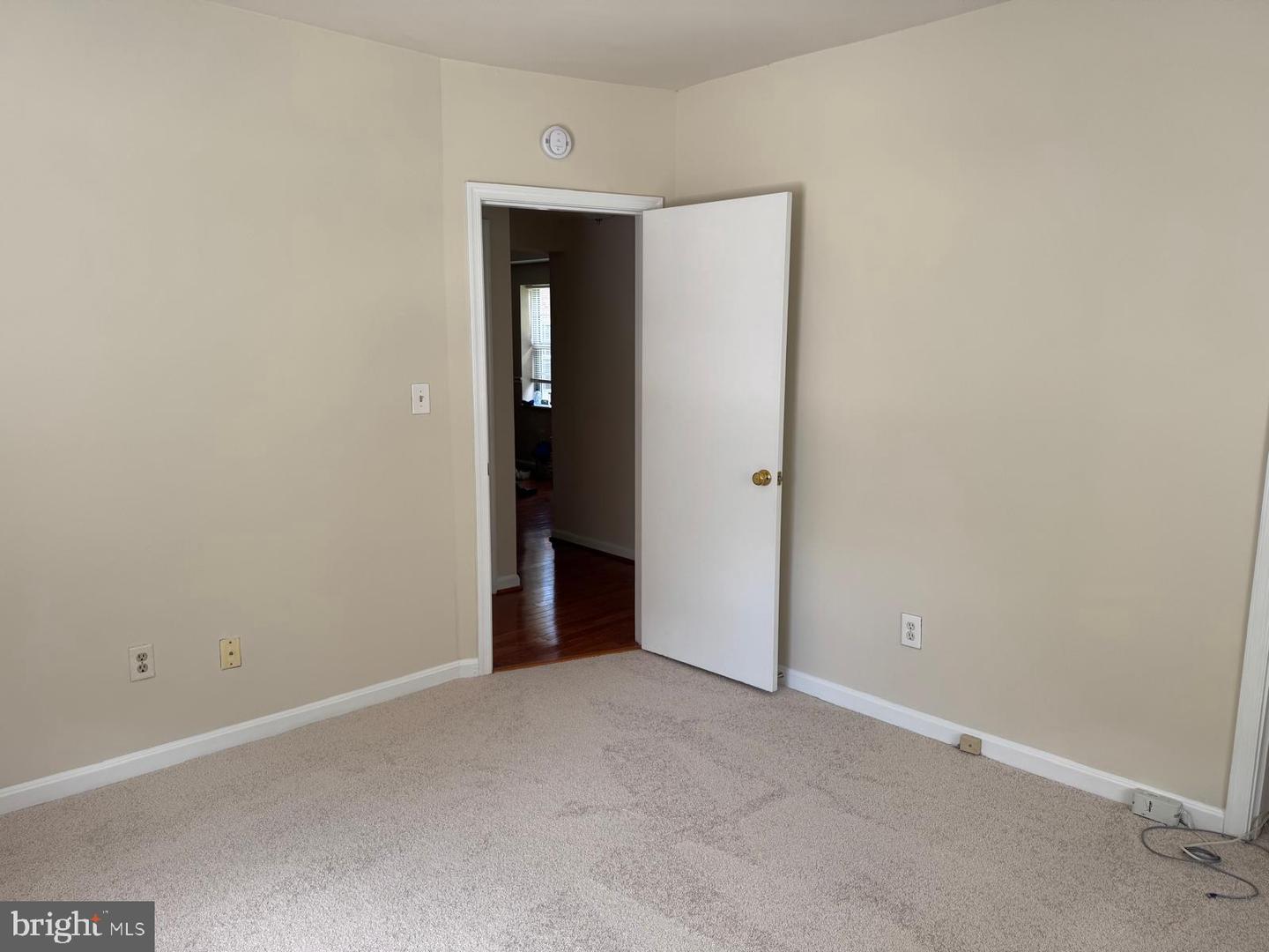 1720 Queens Ln #3-172 Property Photo 17