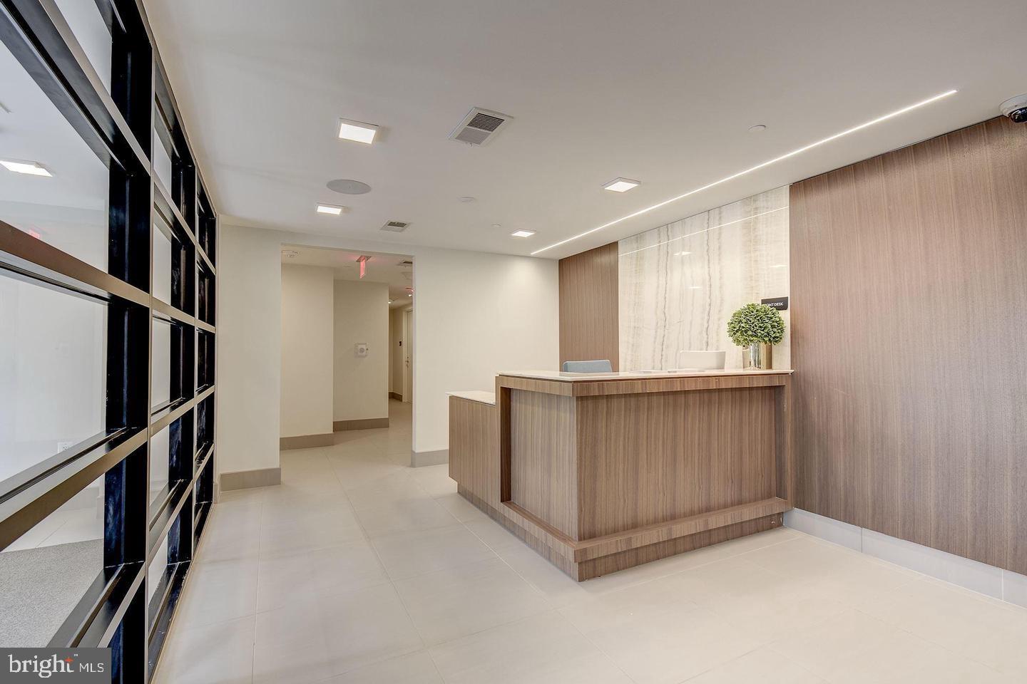 1411 Key Blvd #406 Property Photo 3