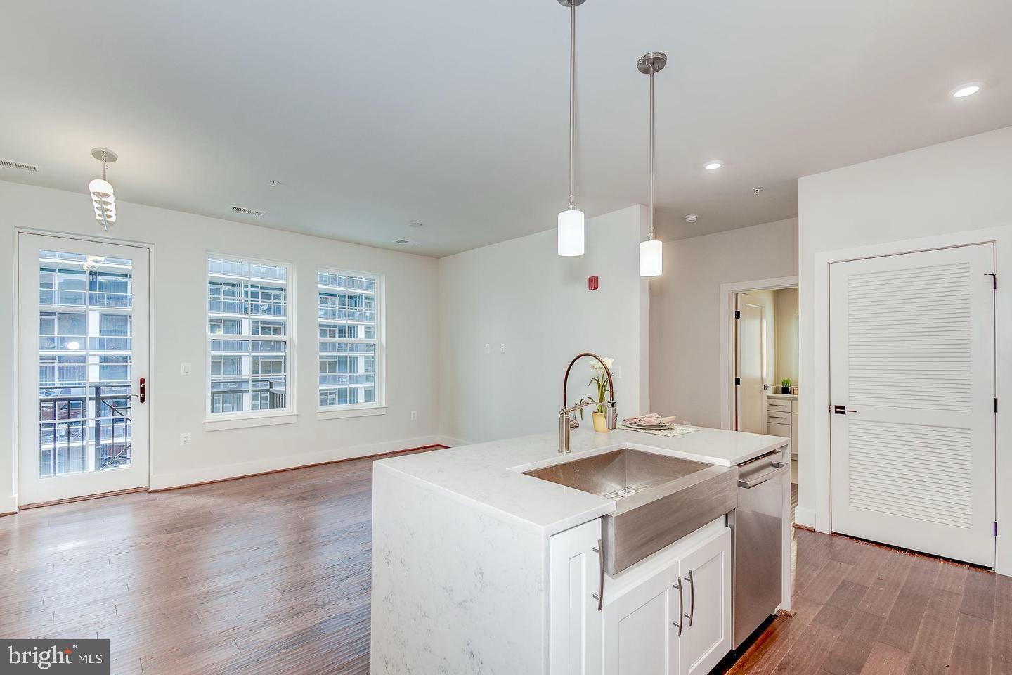 1411 Key Blvd #406 Property Photo 14