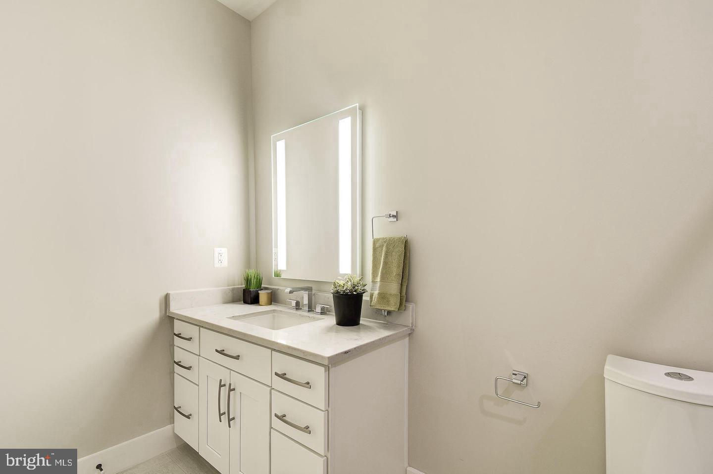 1411 Key Blvd #406 Property Photo 28