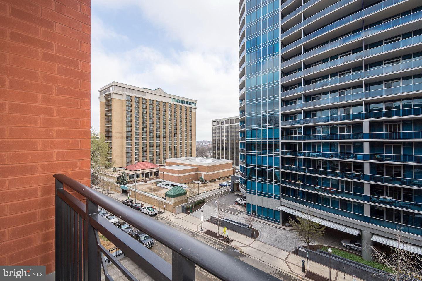 1411 Key Blvd #406 Property Photo 29