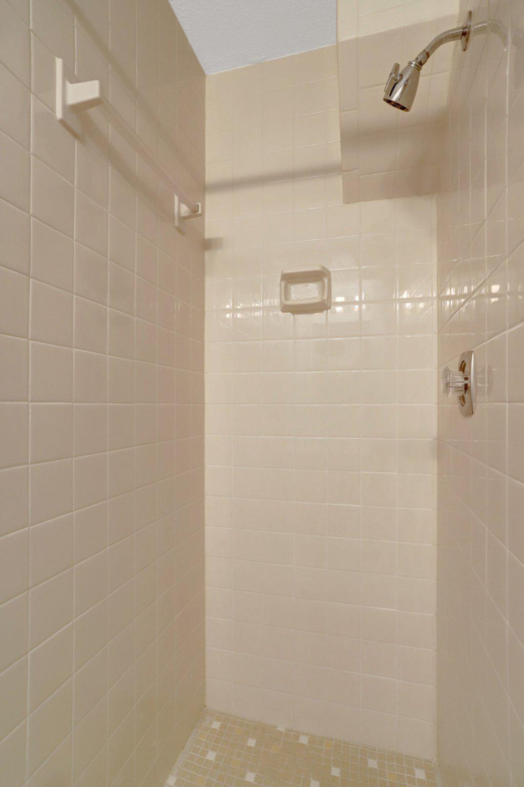 5854 26th St N Property Photo 44