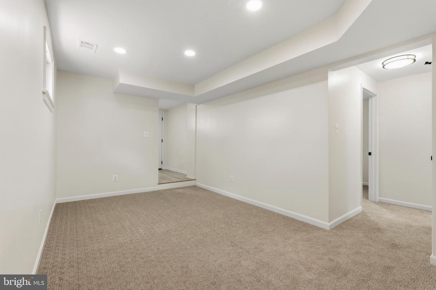 1801 S Glebe Rd Property Photo 26