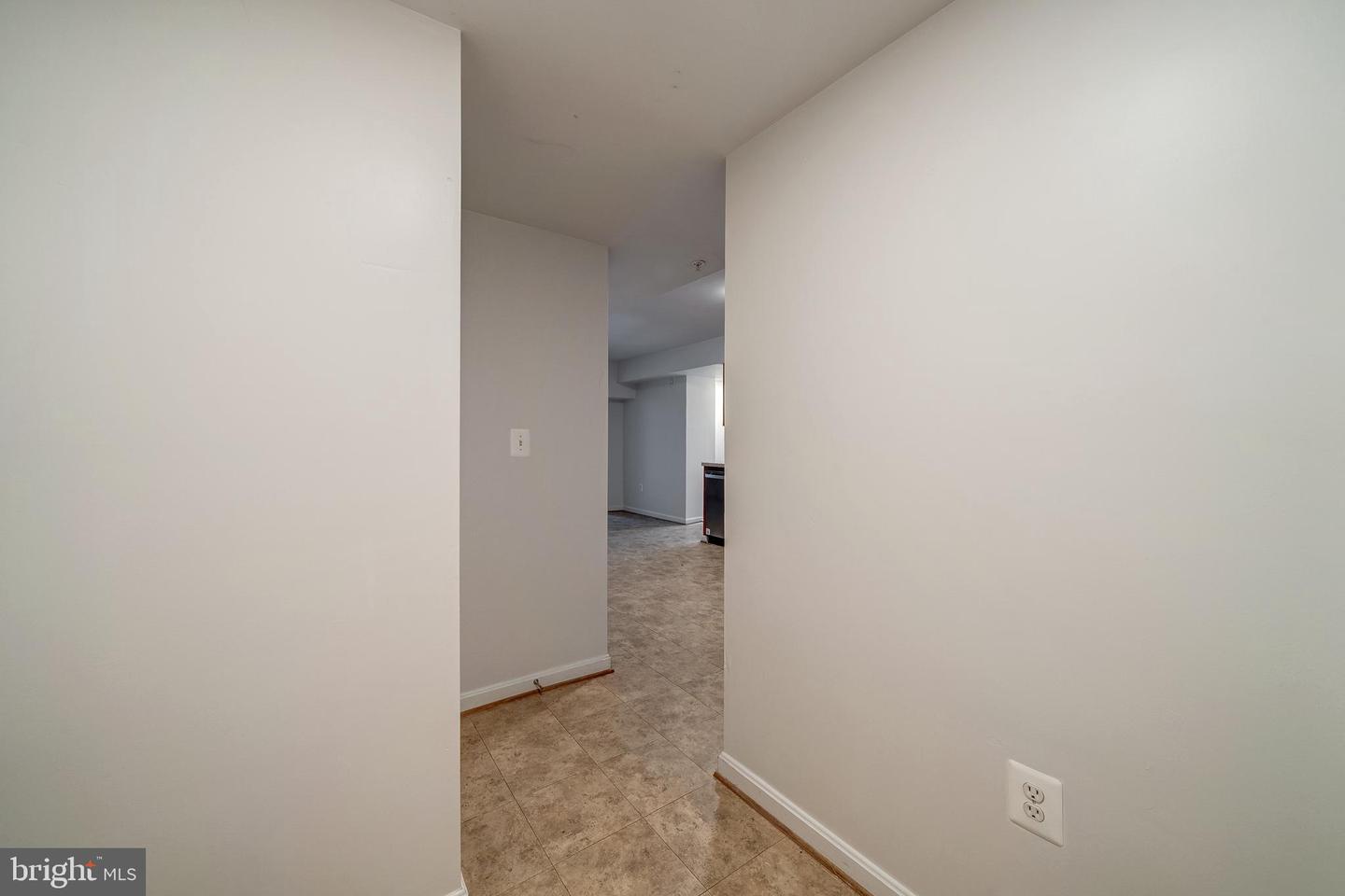 2912 17th St S #103 Property Photo 5