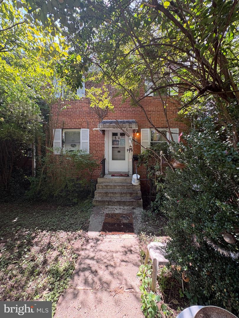 2108 N Illinois St Property Photo 1