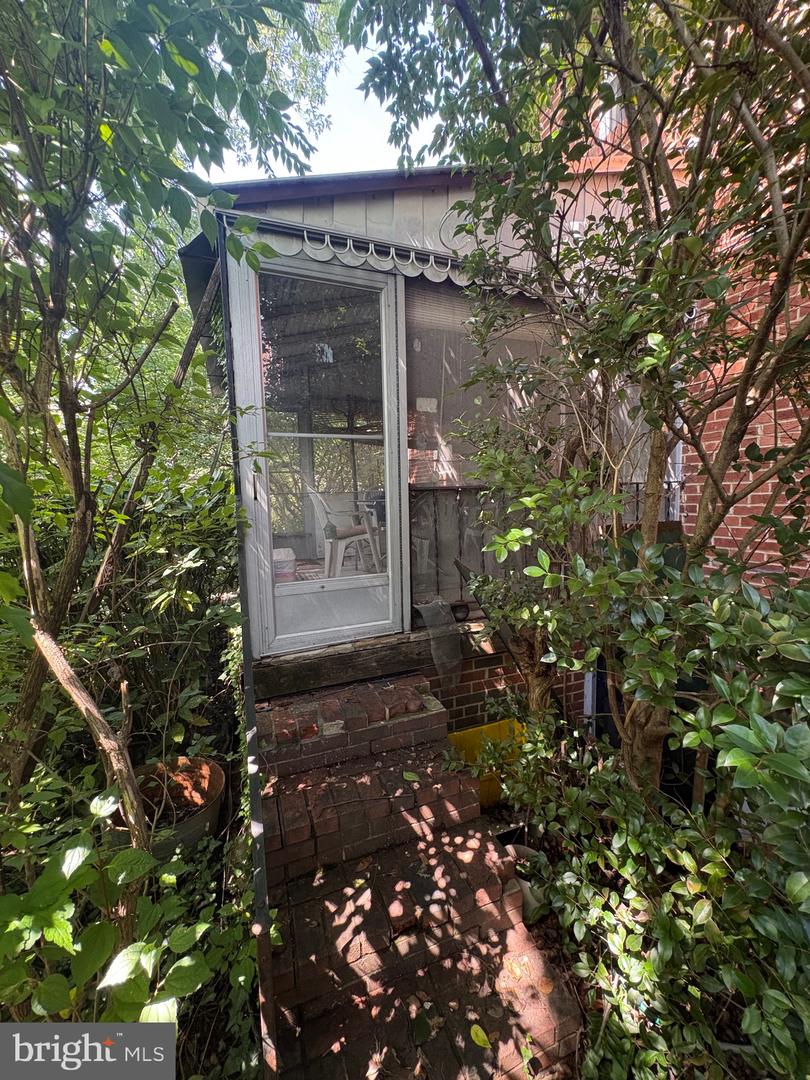 2108 N Illinois St Property Photo 5