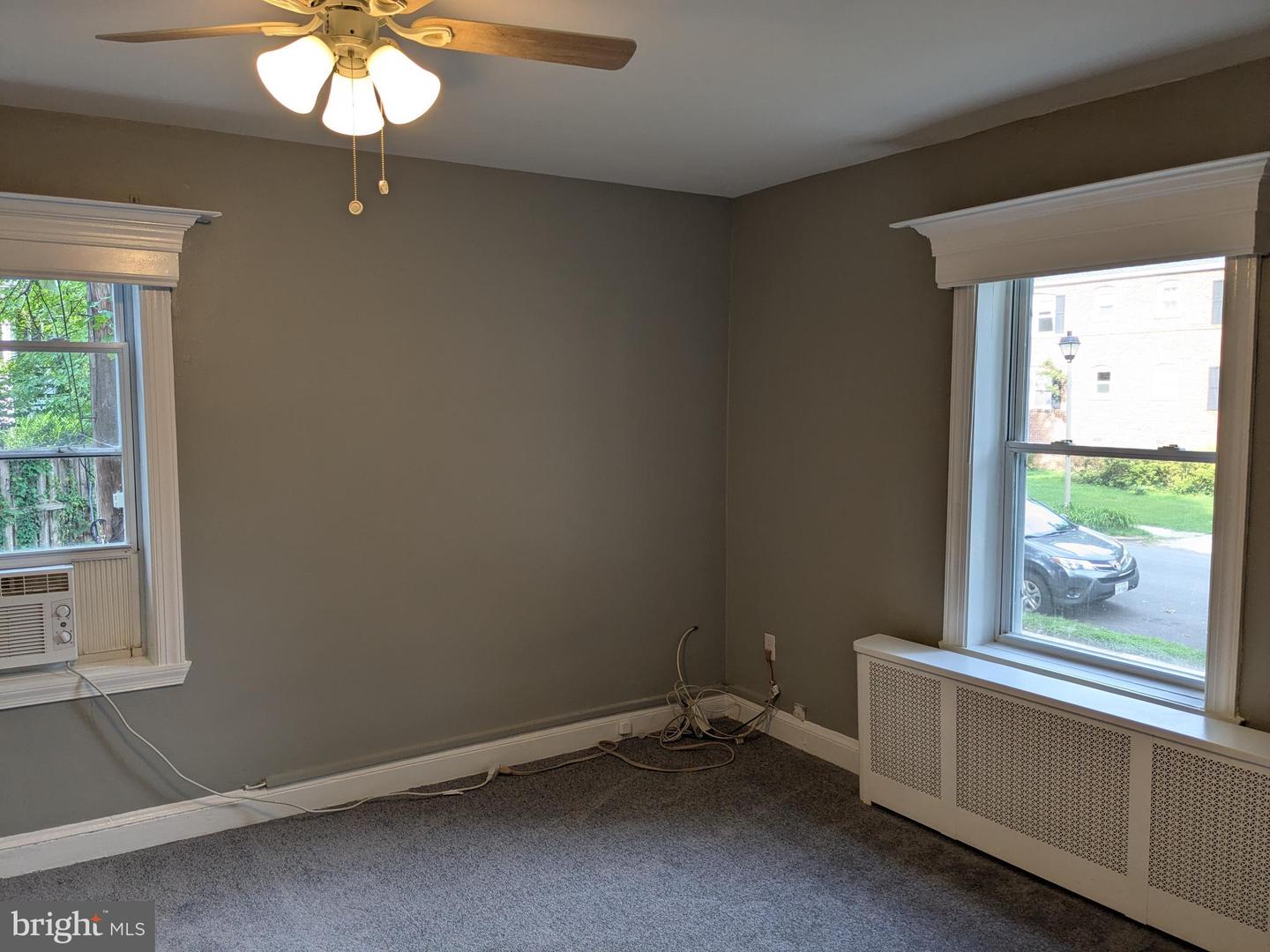 1400 N Kenilworth St #4 Property Photo 17