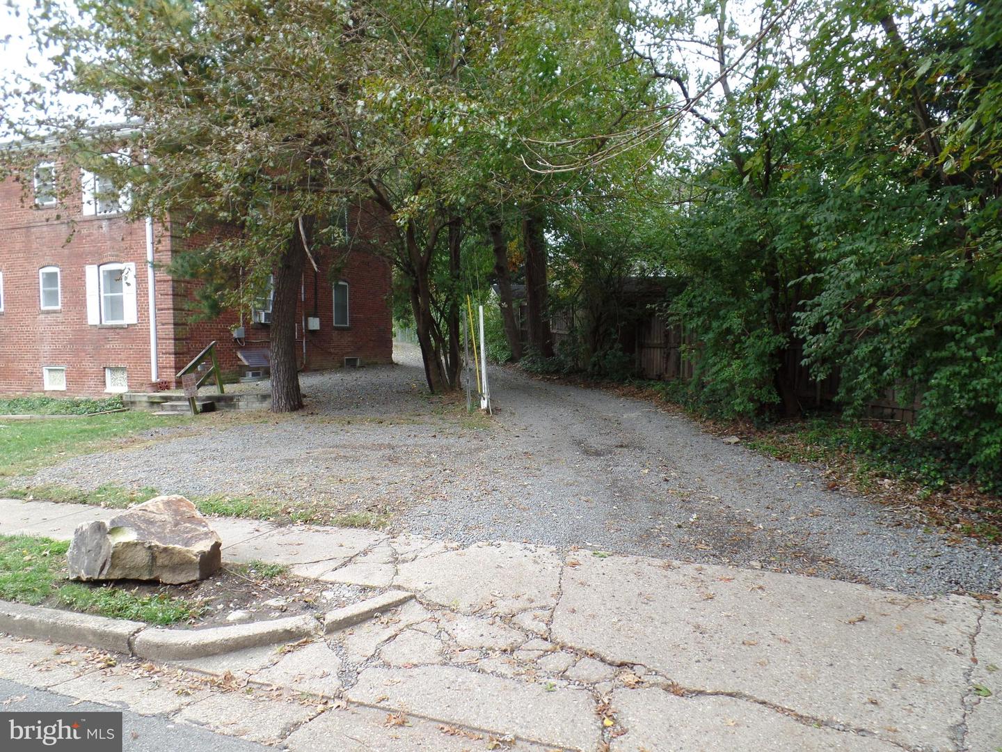 1400 N Kenilworth St #4 Property Photo 24