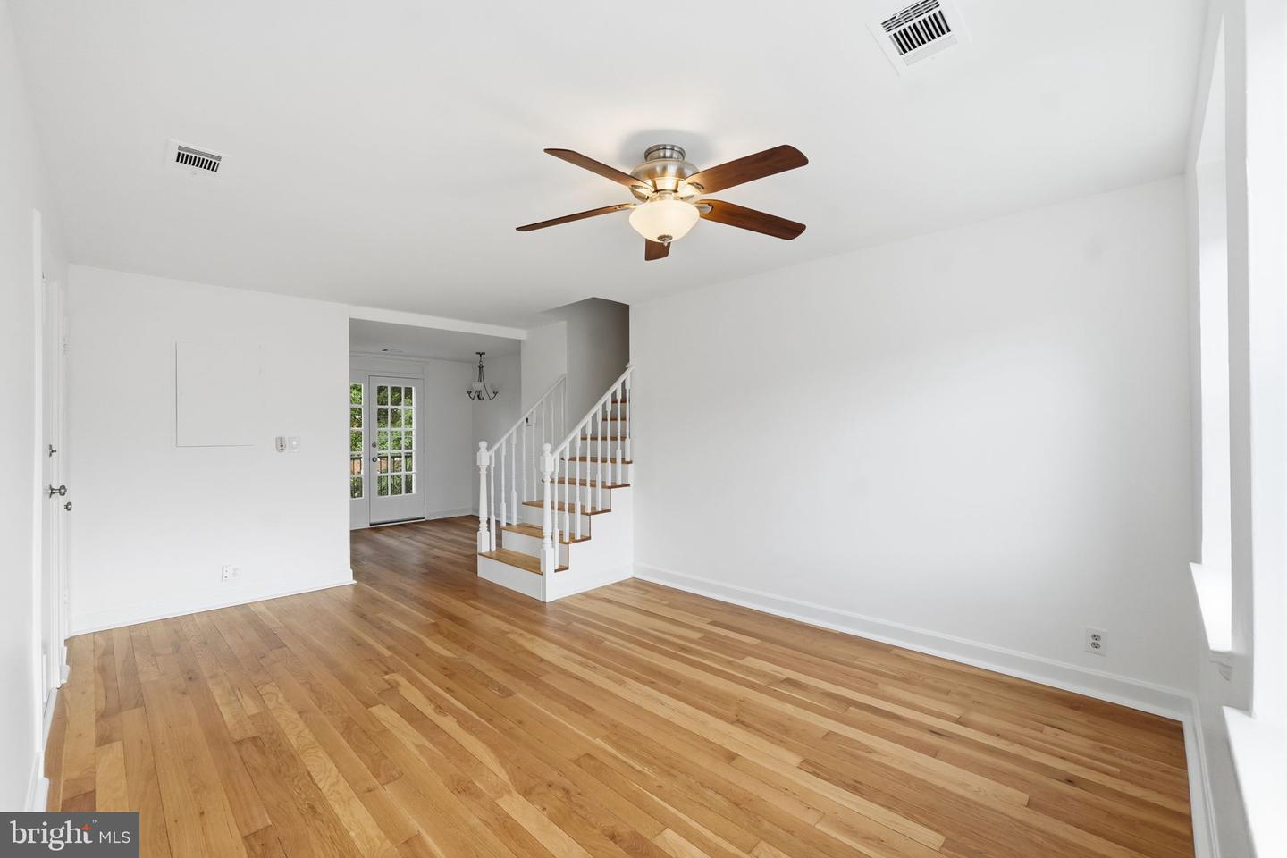 4860 28th St S #c2 Property Photo 10