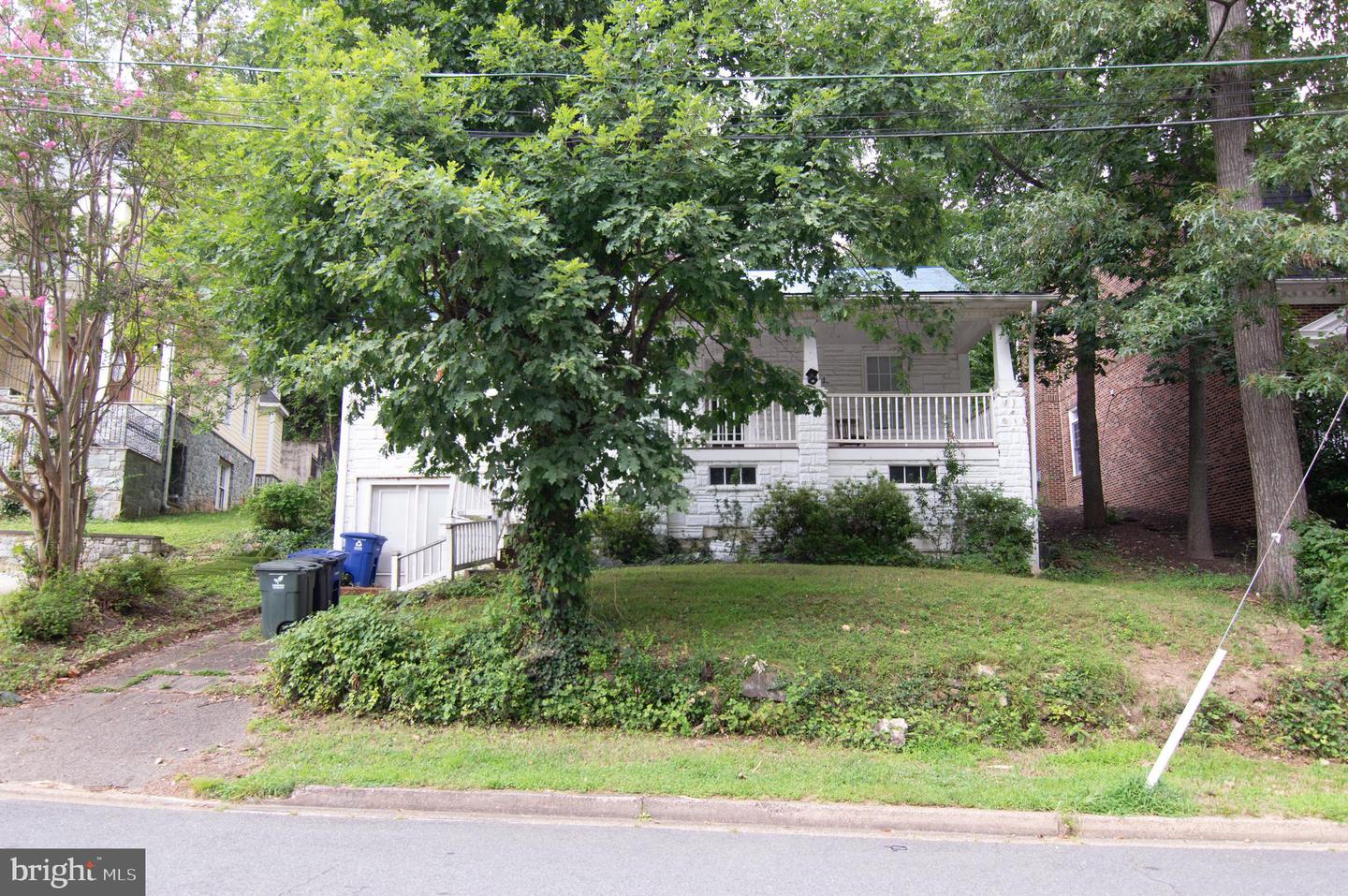 4003 Vacation Ln Property Photo 1