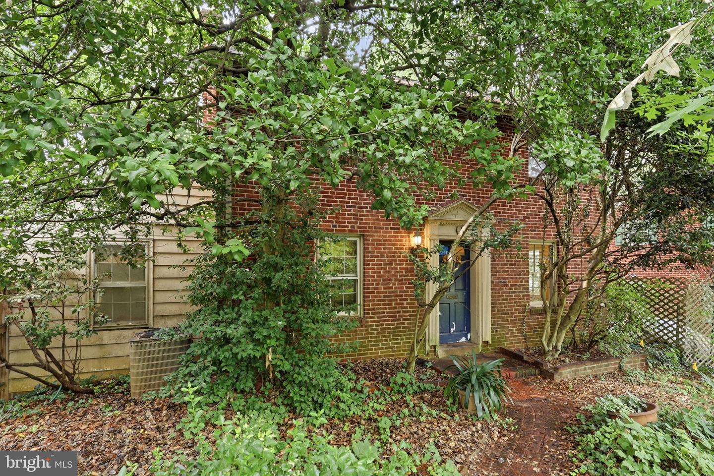 1200 N Powhatan St Property Photo 1