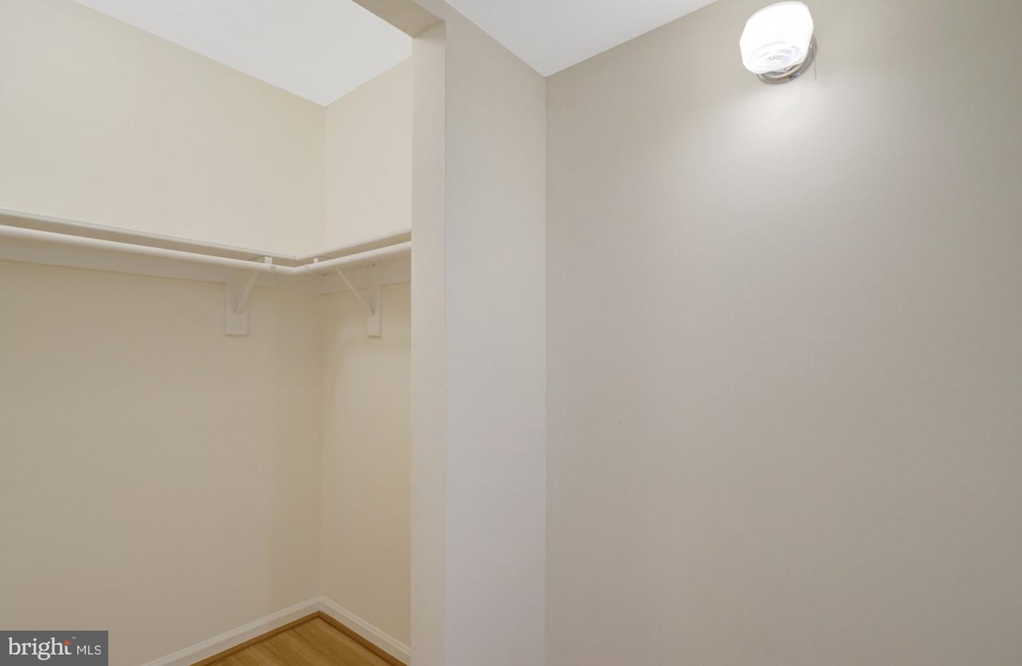 1101 S Arlington Ridge Rd #304 Property Photo 31